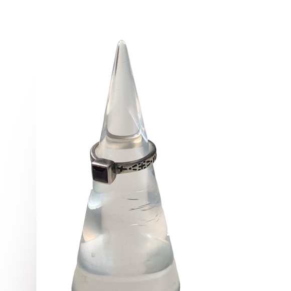 Vintage SILPADA Garnet Sterling Silver Tribal Band Ring Cross Symbols Jewelry - Picture 4 of 12